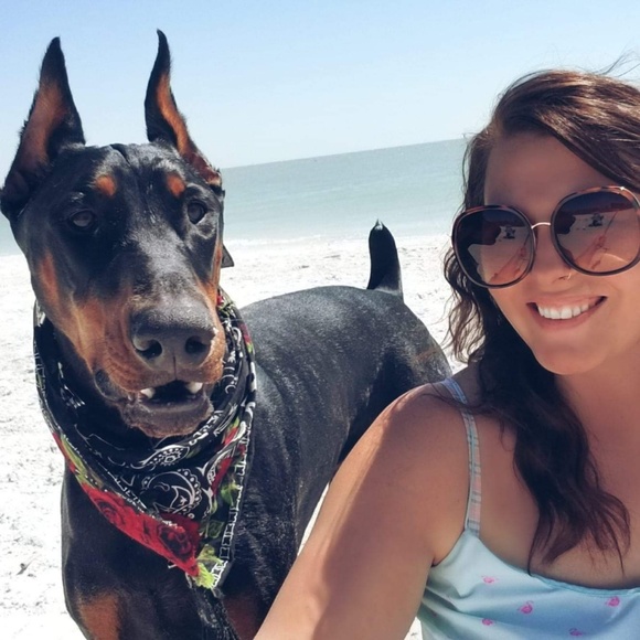 Meet your Posher, Erica - Picture 6 of 6